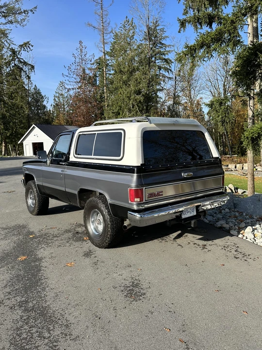 1989 GMC Jimmy 2nd Gen - Image 12 of 31