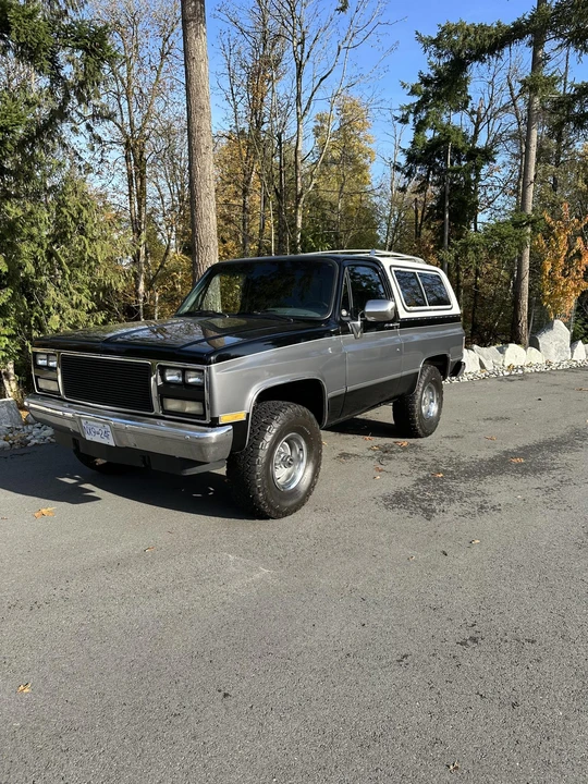 1989 GMC Jimmy 2nd Gen - Image 2 of 31