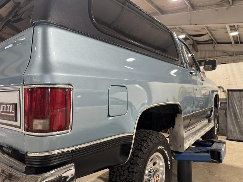 1989 GMC Jimmy 2nd Gen - Image 20 of 31