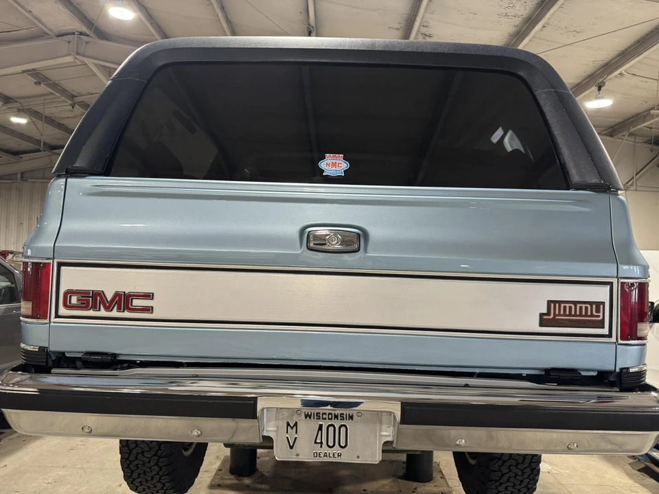 1989 GMC Jimmy 2nd Gen - Image 17 of 31