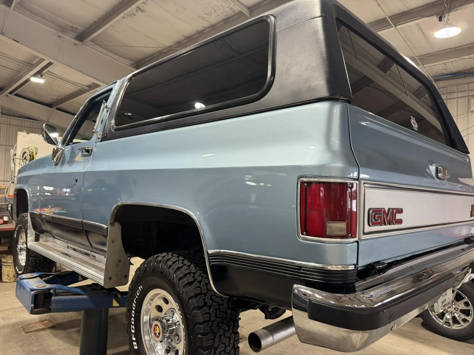 1989 GMC Jimmy 2nd Gen - Image 15 of 31