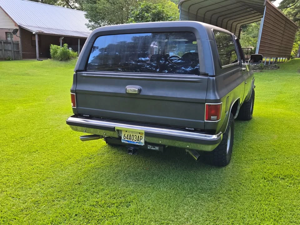 1989 GMC Jimmy 2nd Gen - Image 5 of 13