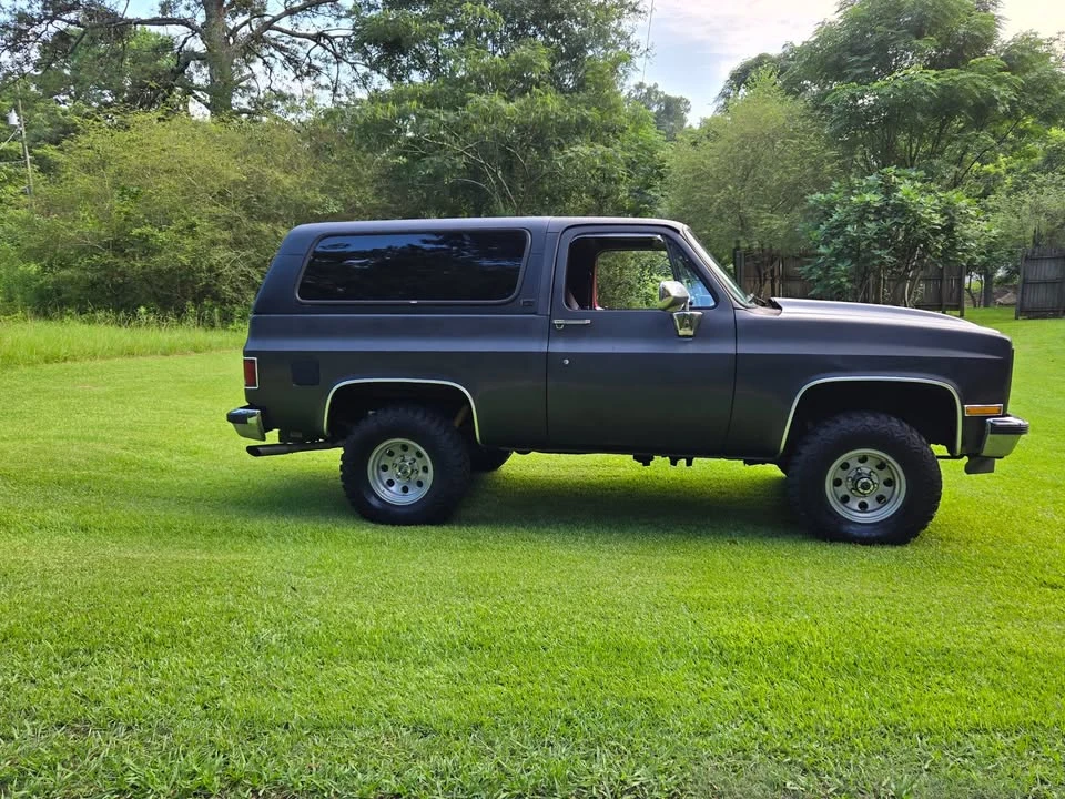 1989 GMC Jimmy 2nd Gen - Image 4 of 13