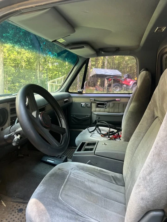 1989 GMC Jimmy 2nd Gen - Image 7 of 14