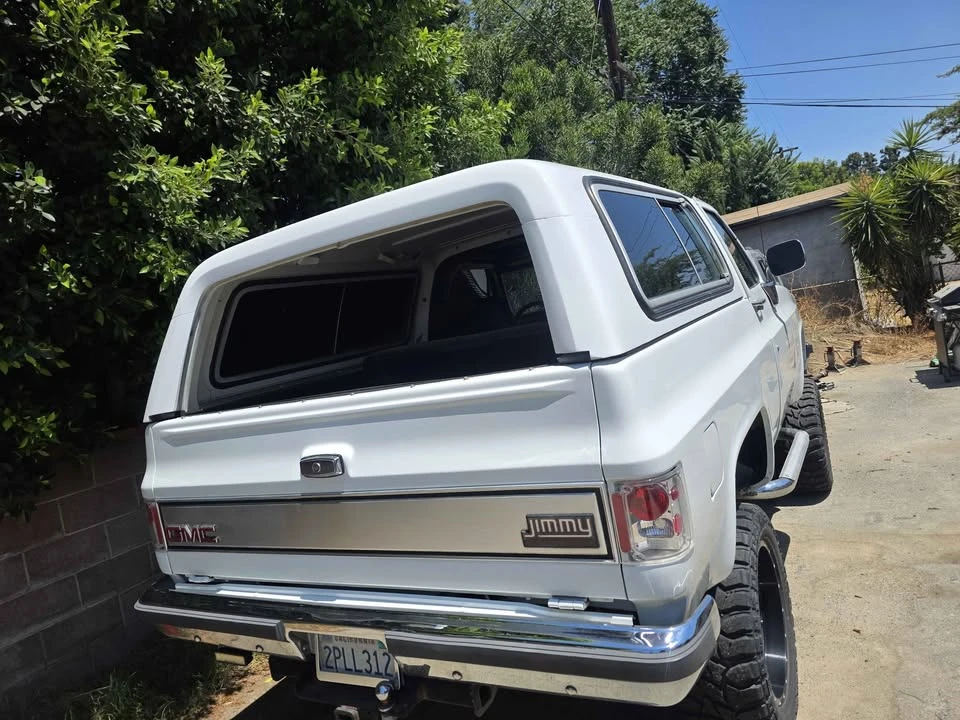 1989 GMC Jimmy 2nd Gen - Image 2 of 10