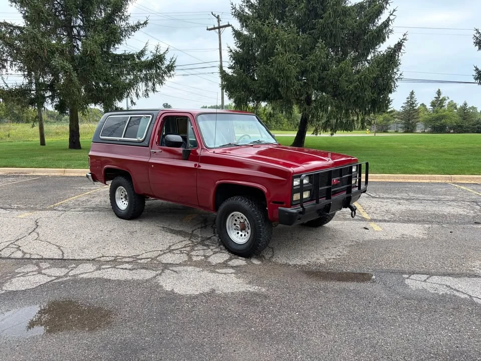 1989 GMC Jimmy 2nd Gen - Image 7 of 14