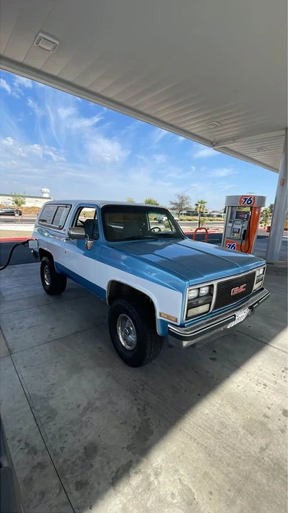 1989 GMC Jimmy 2nd Gen - Image 2 of 10