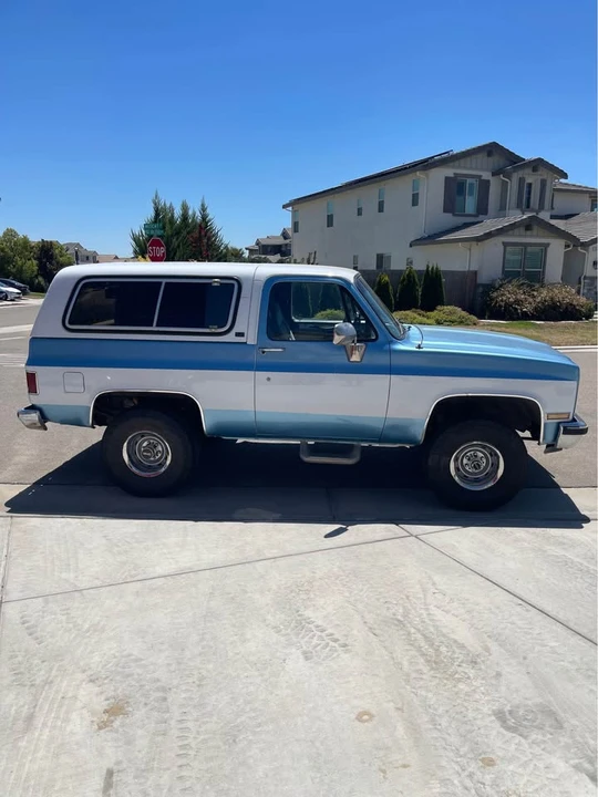 1989 GMC Jimmy 2nd Gen - Image 4 of 10