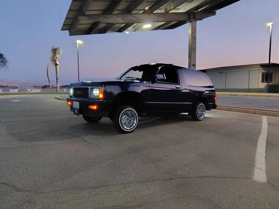 1989 GMC Jimmy 2nd Gen - Image 3 of 11