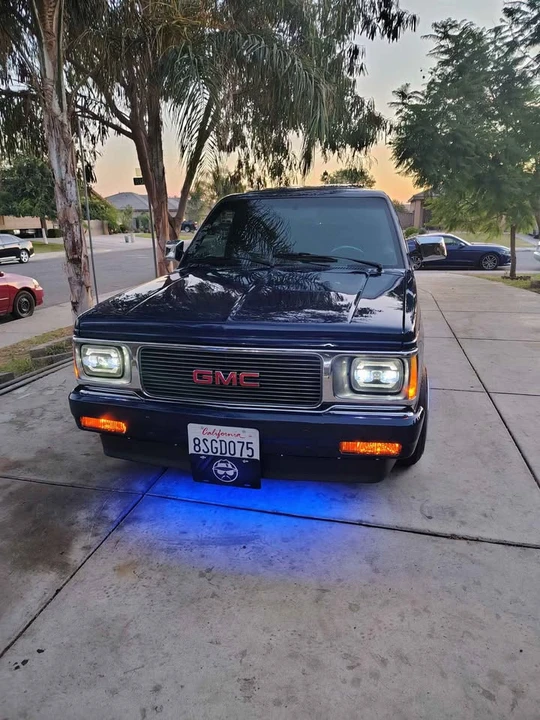 1989 GMC Jimmy 2nd Gen - Image 9 of 11