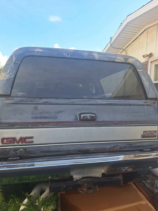 1989 GMC Jimmy 2nd Gen - Image 5 of 10