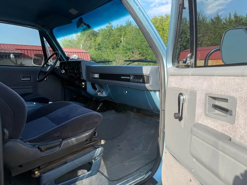 1989 GMC Jimmy 2nd Gen - Image 9 of 12
