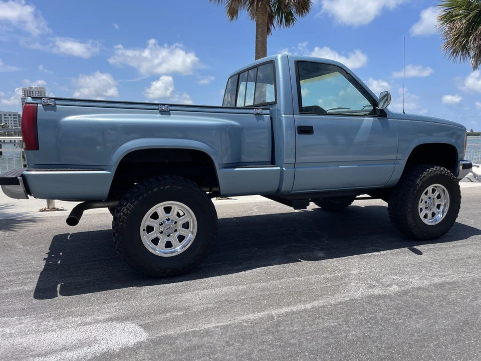 1989 GMC Sierra 1st Gen - Image 10 of 31