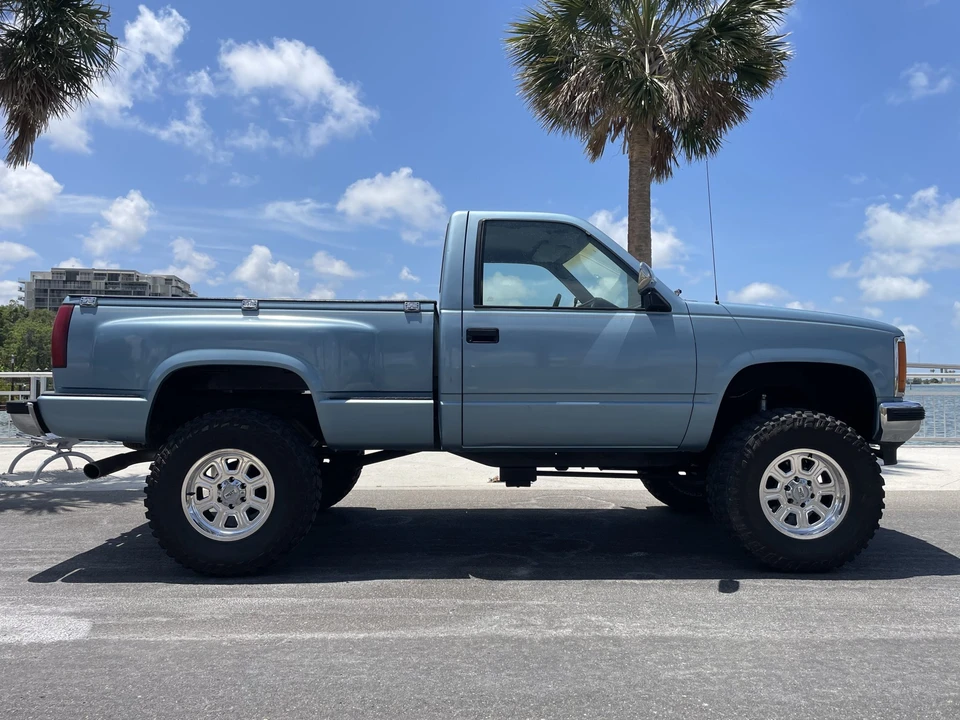 1989 GMC Sierra 1st Gen - Image 8 of 31