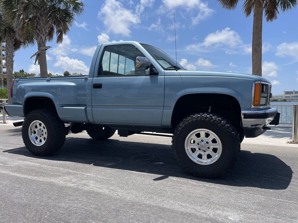 1989 GMC Sierra 1st Gen - Image 6 of 31