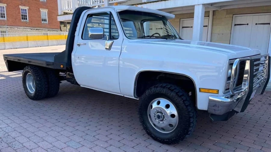 1989 GMC C/K 3rd Gen - Image 9 of 9