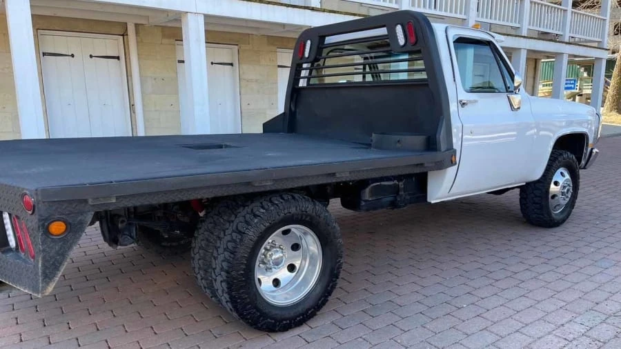 1989 GMC C/K 3rd Gen - Image 2 of 9