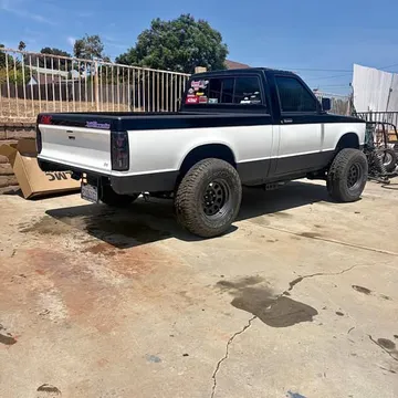 1989 GMC Typhoon