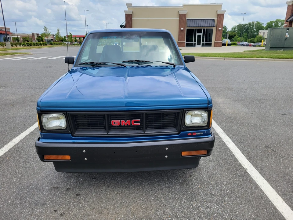 1989 GMC S-15/Sonoma - Image 3 of 31