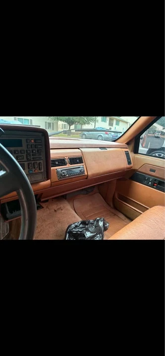1989 GMC Sierra 1st Gen - Image 3 of 10