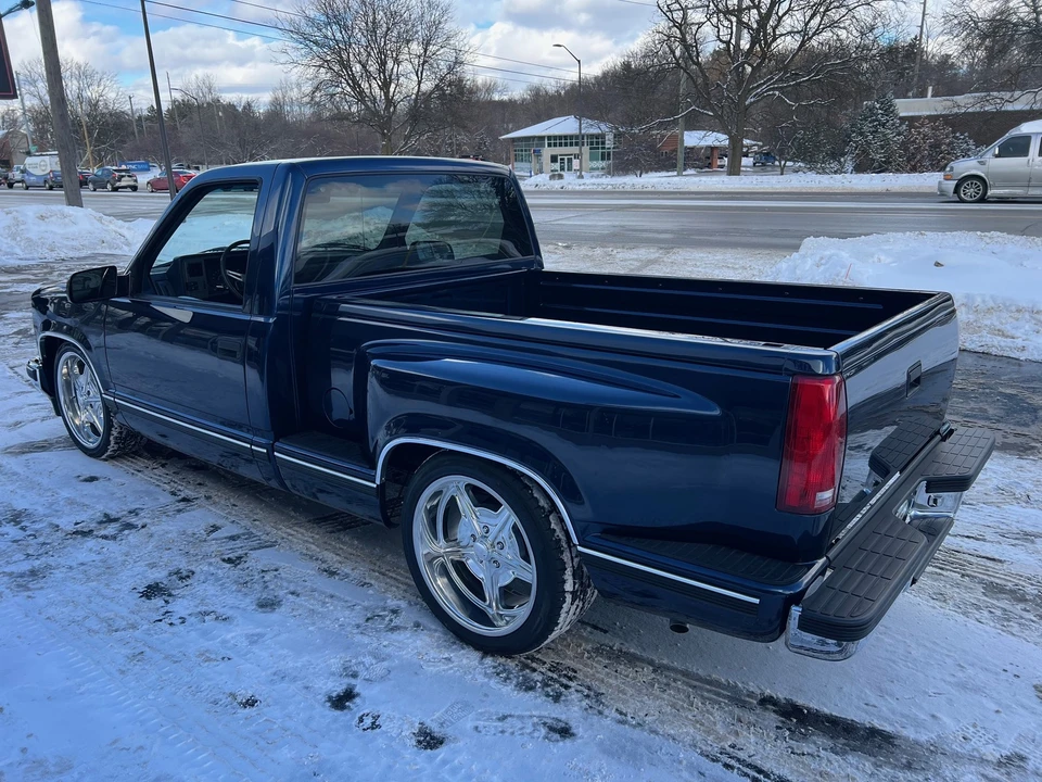 1989 GMC Sierra 1st Gen - Image 19 of 21