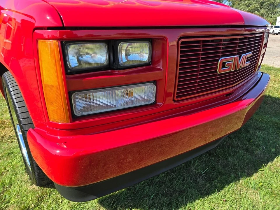 1989 GMC Sierra 1st Gen - Image 3 of 21