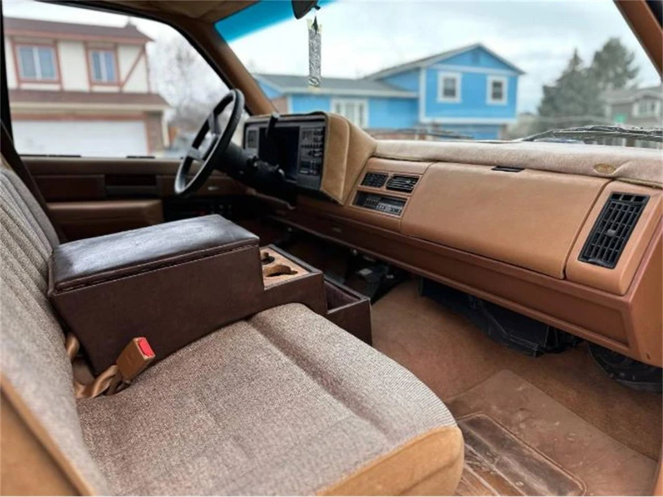 1989 GMC Sierra 1st Gen - Image 4 of 15
