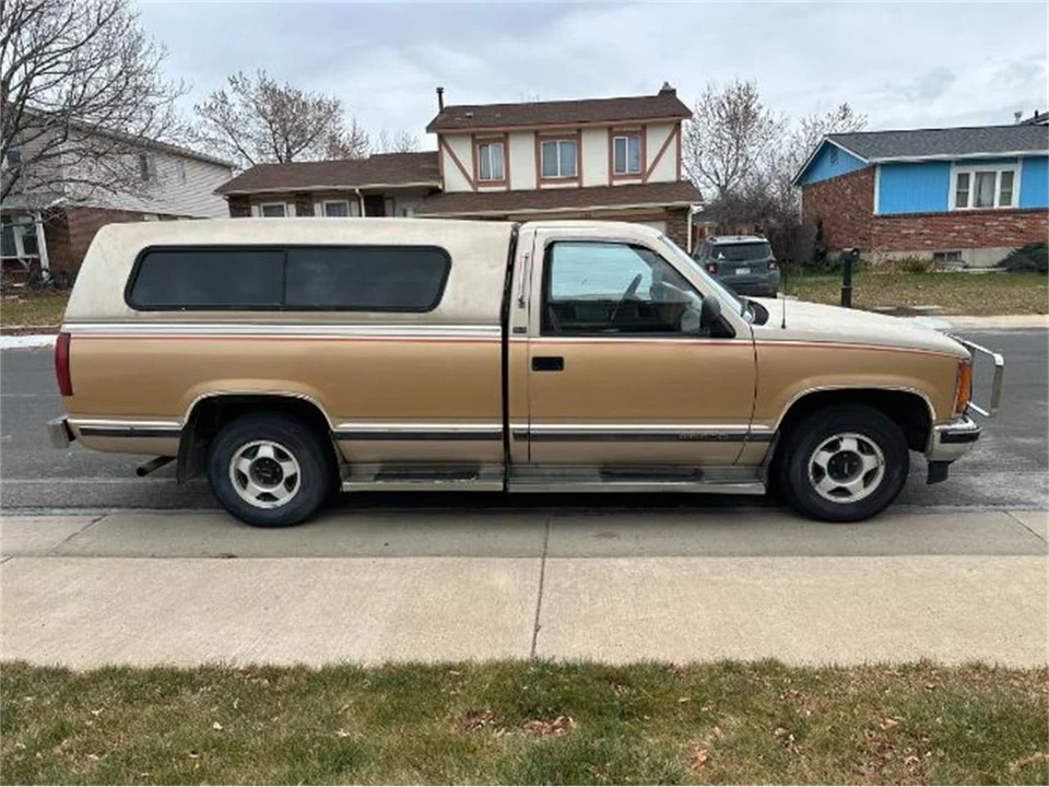 1989 GMC Sierra 1st Gen - Image 10 of 15