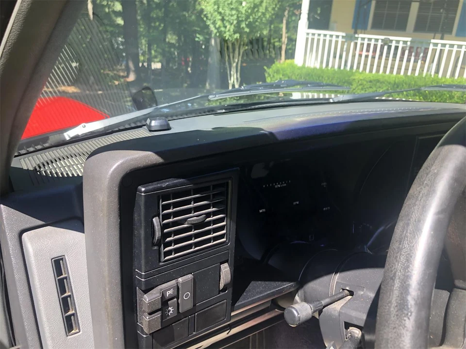 1989 GMC Sierra 1st Gen - Image 12 of 30