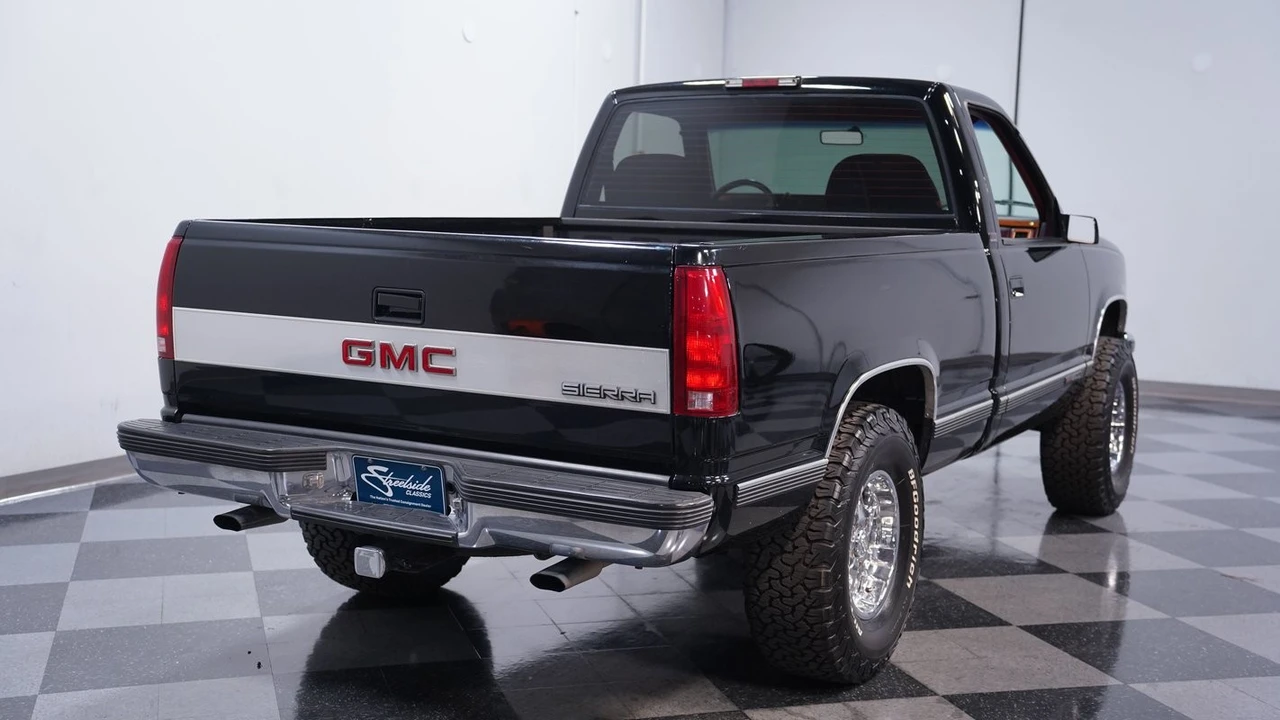 1989 GMC Sierra 1st Gen - Image 10 of 12