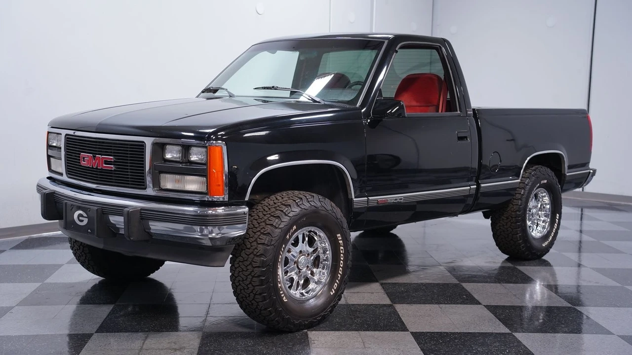 1989 GMC Sierra 1st Gen - Image 6 of 12