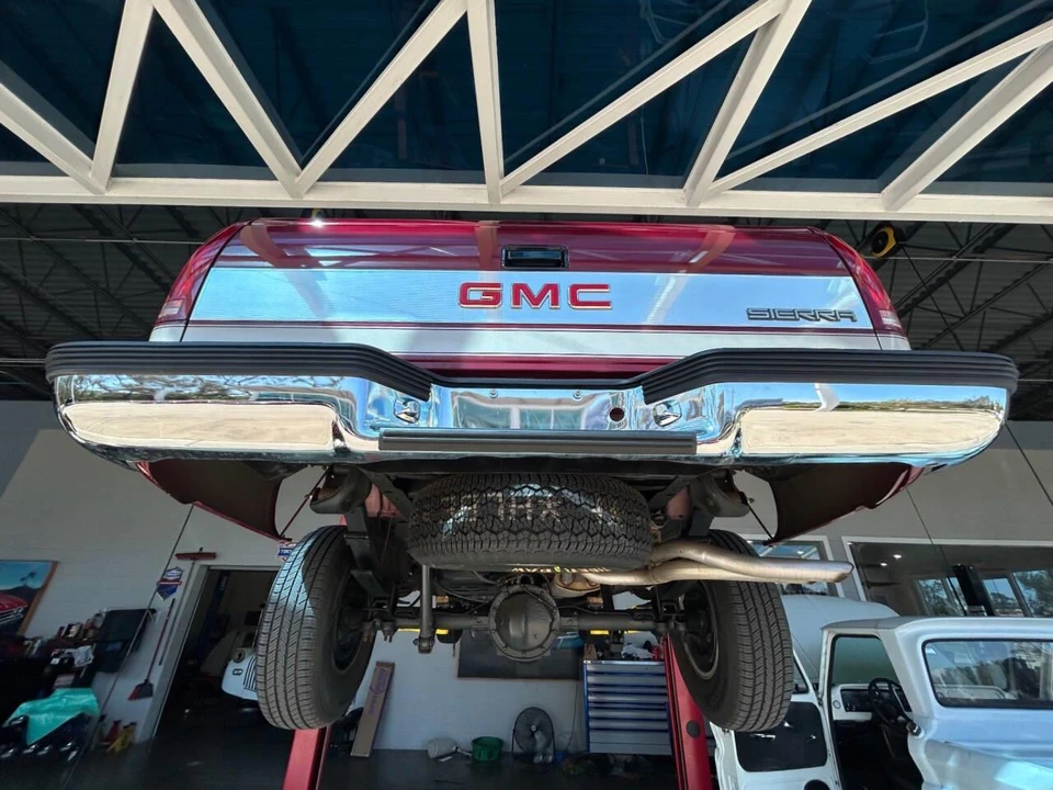 1989 GMC Sierra 1st Gen - Image 28 of 31
