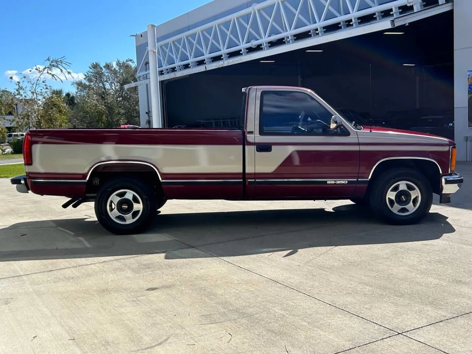 1989 GMC Sierra 1st Gen - Image 4 of 31