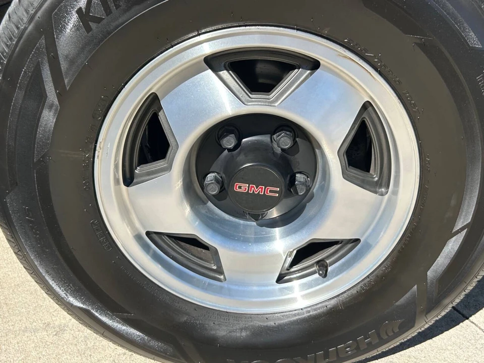 1989 GMC Sierra 1st Gen - Image 11 of 21