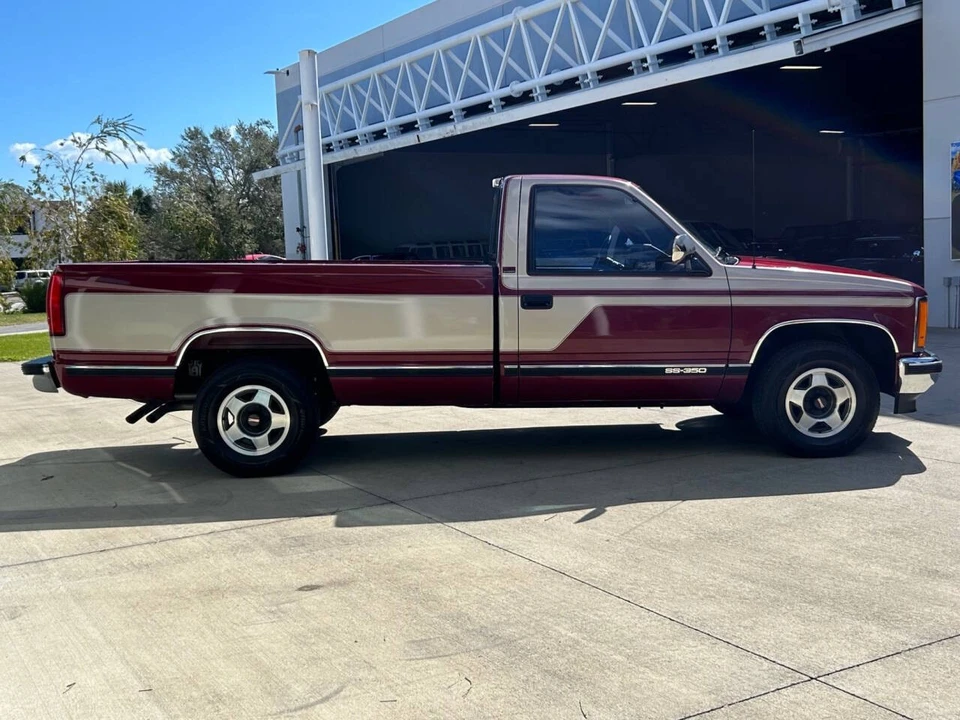 1989 GMC Sierra 1st Gen - Image 4 of 21