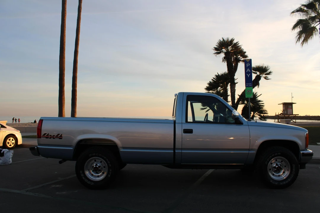 1989 GMC Sierra 1st Gen - Image 20 of 31