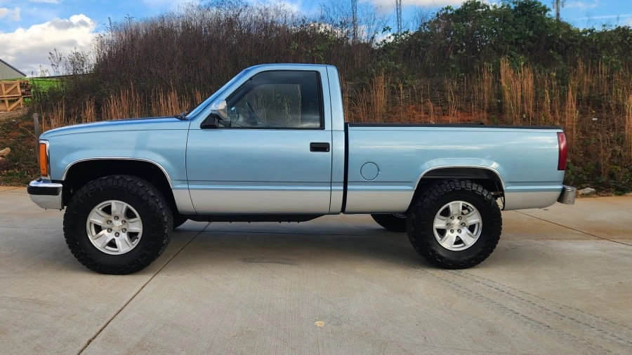 1989 GMC Sierra 1st Gen - Image 2 of 18