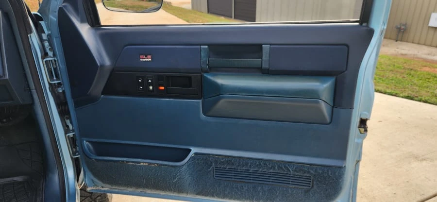 1989 GMC Sierra 1st Gen - Image 13 of 18