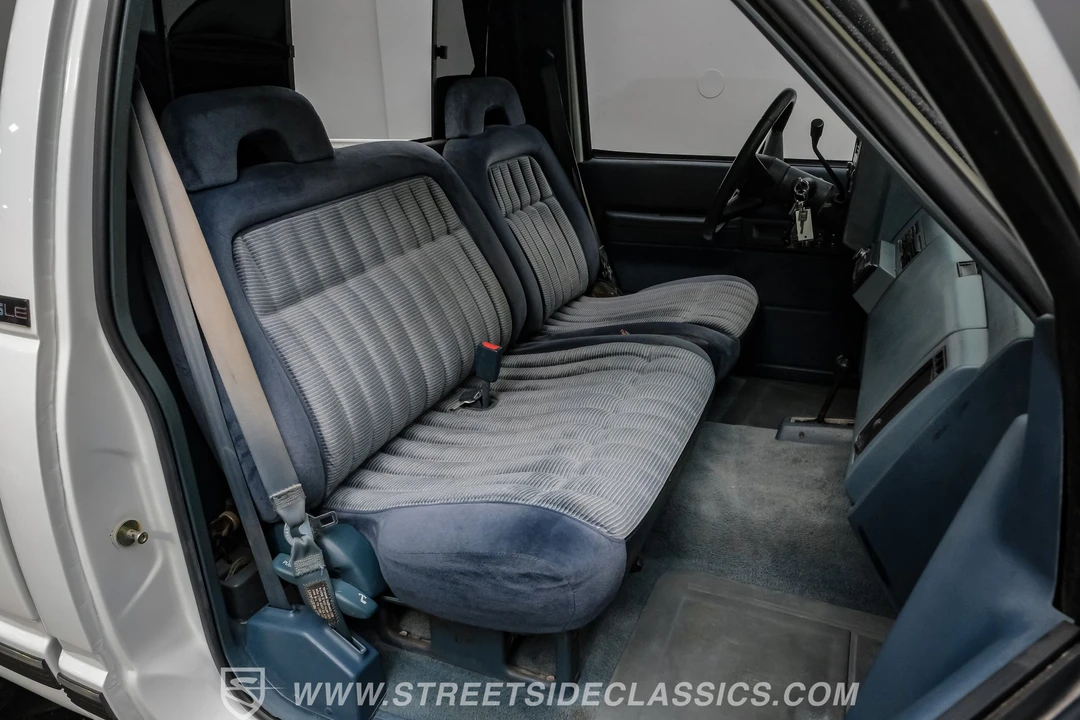 1989 GMC Sierra 1st Gen - Image 28 of 31