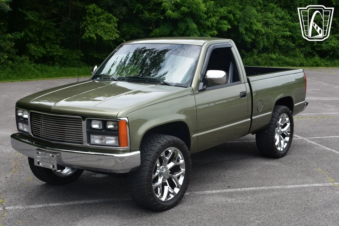 1989 GMC Sierra 1st Gen - Image 4 of 12
