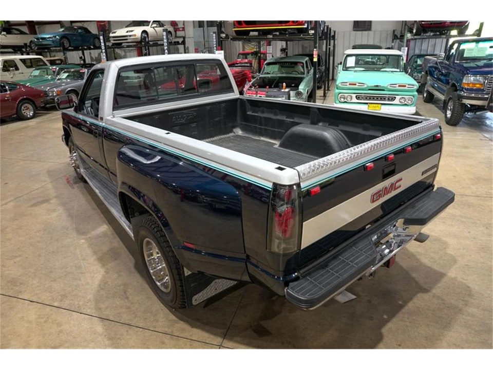 1989 GMC Sierra 1st Gen - Image 16 of 31