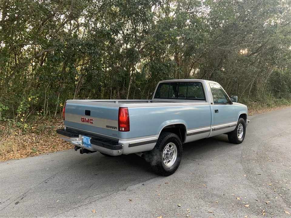 1989 GMC Sierra 1st Gen - Image 4 of 8