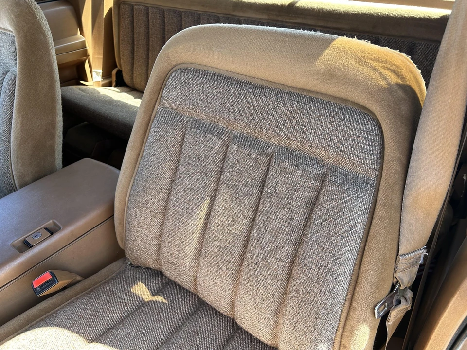 1989 GMC Sierra 1st Gen - Image 26 of 31