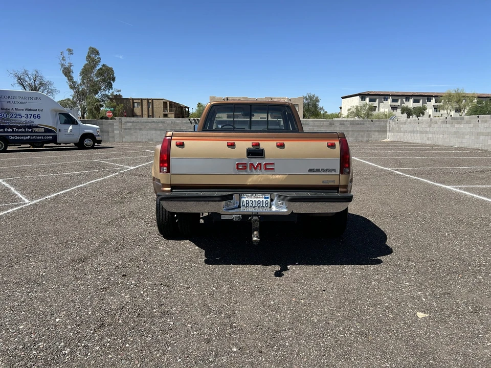 1989 GMC Sierra 1st Gen - Image 5 of 31