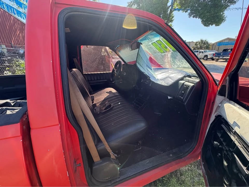 1989 GMC Sierra 1st Gen - Image 4 of 4