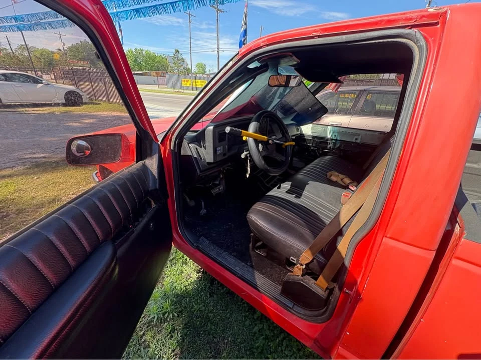 1989 GMC Sierra 1st Gen - Image 3 of 4