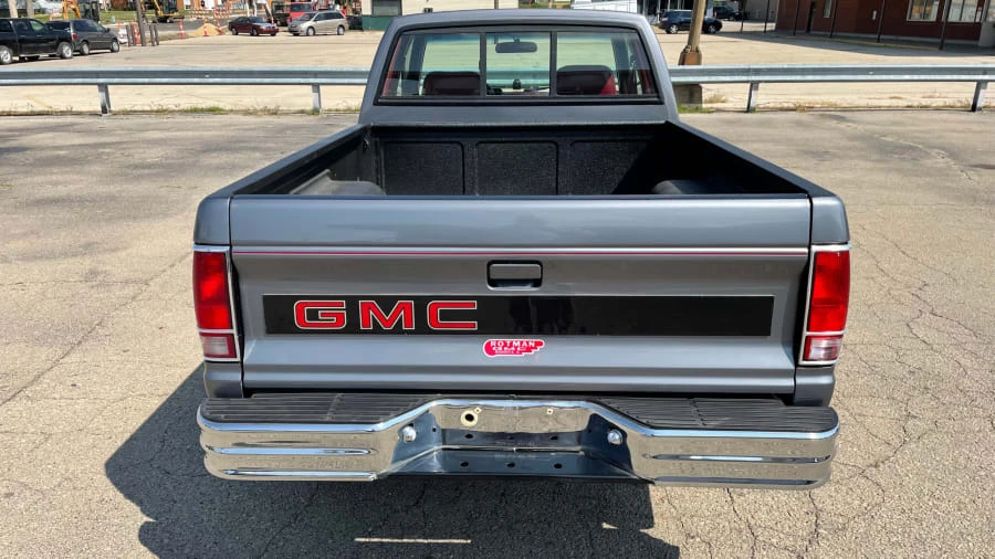 1989 GMC Sierra 1st Gen - Image 4 of 9