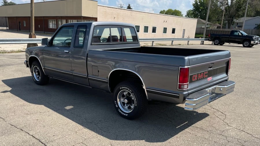 1989 GMC Sierra 1st Gen - Image 6 of 9