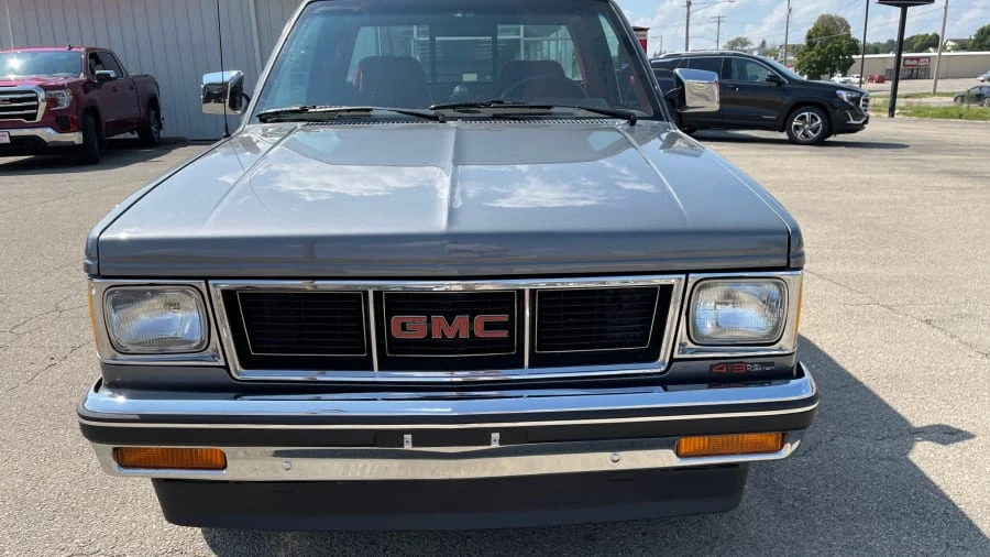1989 GMC Sierra 1st Gen - Image 9 of 9