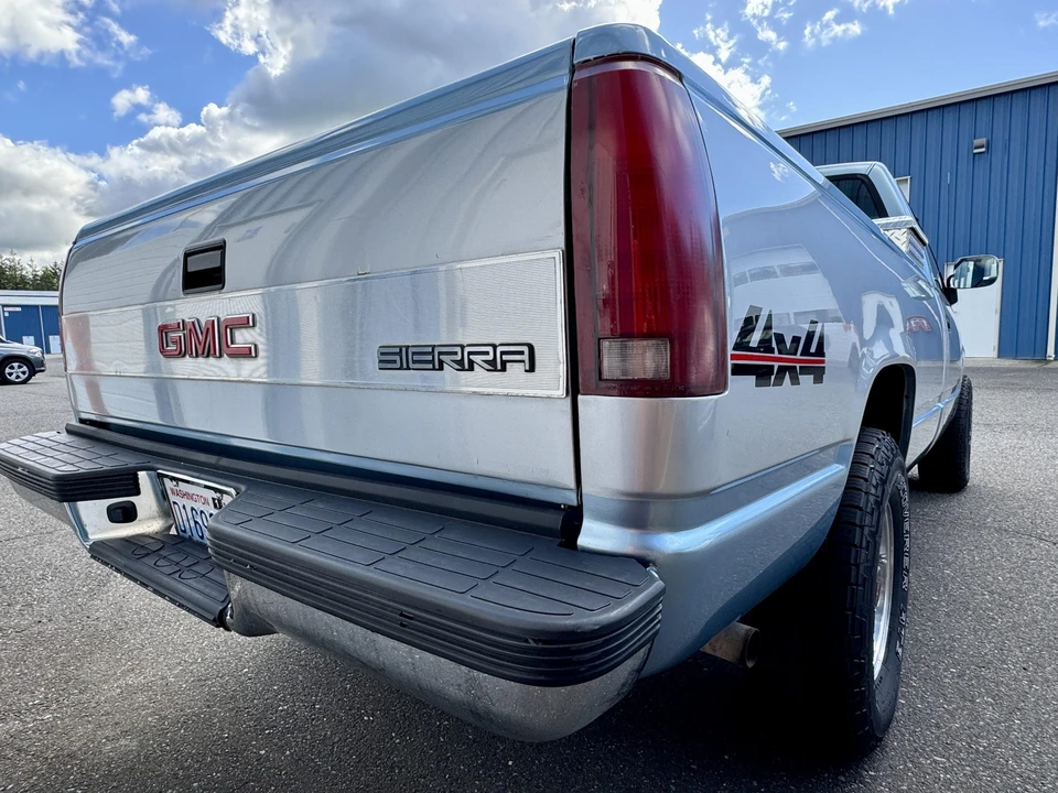 1989 GMC Sierra 1st Gen - Image 16 of 31